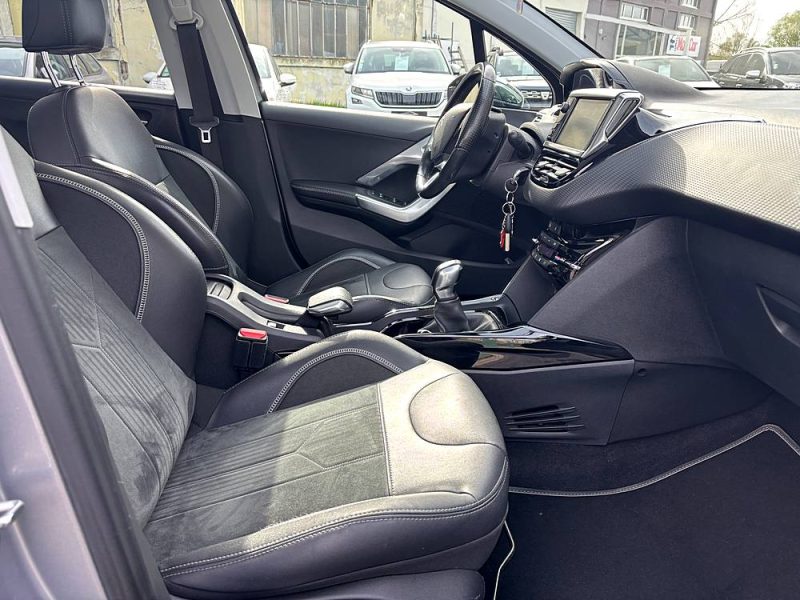 PEUGEOT 2008 Crossway 1.2 essence 110 cv Allure