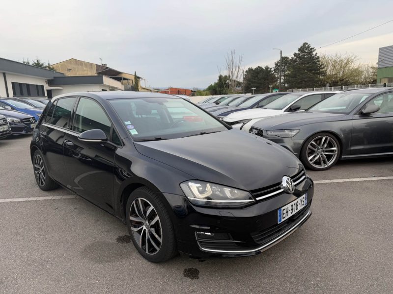 VOLKSWAGEN GOLF 2016