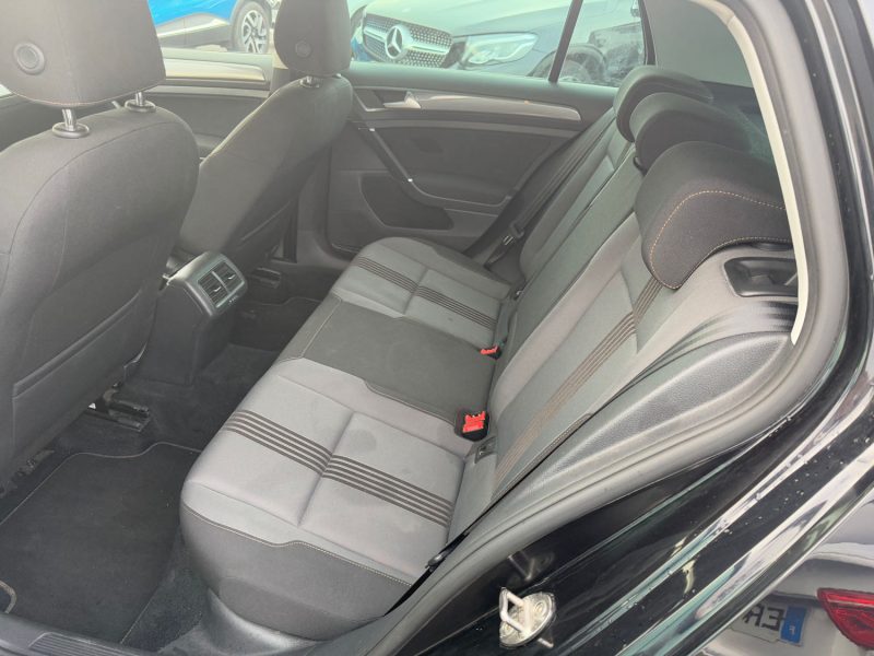 VOLKSWAGEN GOLF 2016