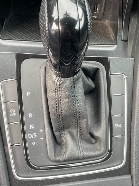 VOLKSWAGEN GOLF 2019 1.6 TDI 115 cv Blue Motion DSG7 