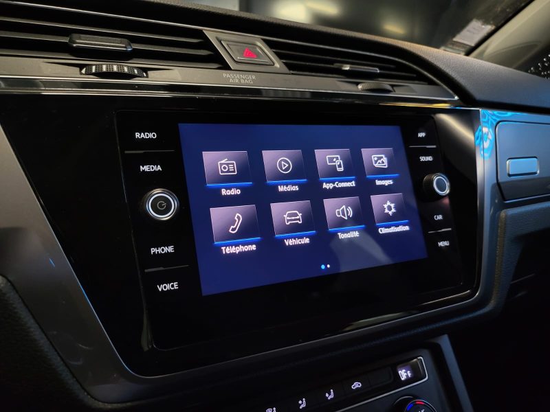 VOLKSWAGEN TOURAN 1.6 TDI 115CV TRENDLINE / 7 PLACES + APPLE CARPLAY + RADAR DE RECUL /