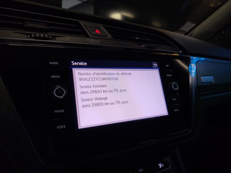 VOLKSWAGEN TOURAN 1.6 TDI 115CV TRENDLINE / 7 PLACES + APPLE CARPLAY + RADAR DE RECUL /