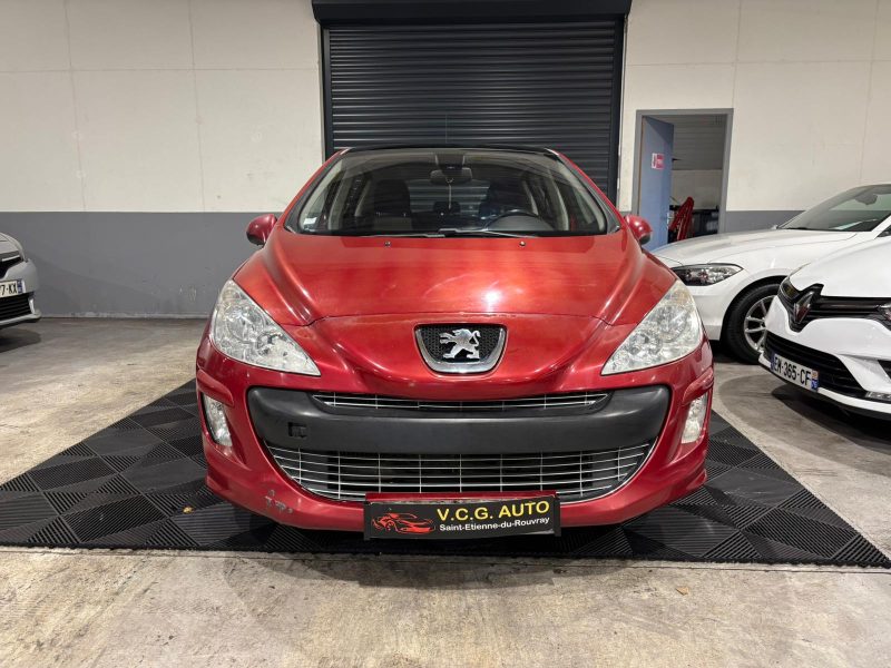 PEUGEOT 308 1.6 HDI 110 Confort 