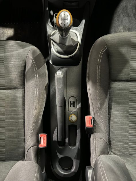 RENAULT CLIO III Grandtour 1.5 dCi 88 Carminat TomTom 