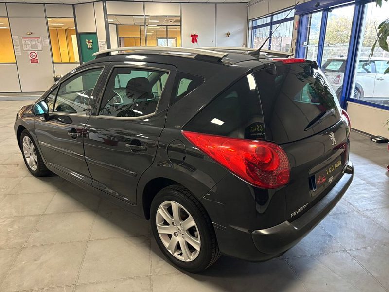 PEUGEOT 207 SW 1.6 VTi 16V 120 Sport 