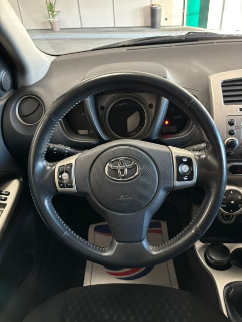 TOYOTA URBAN CRUISER 1.4 90cv D-4D 2WD 