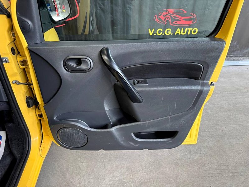 RENAULT KANGOO 1.5 dCi 75