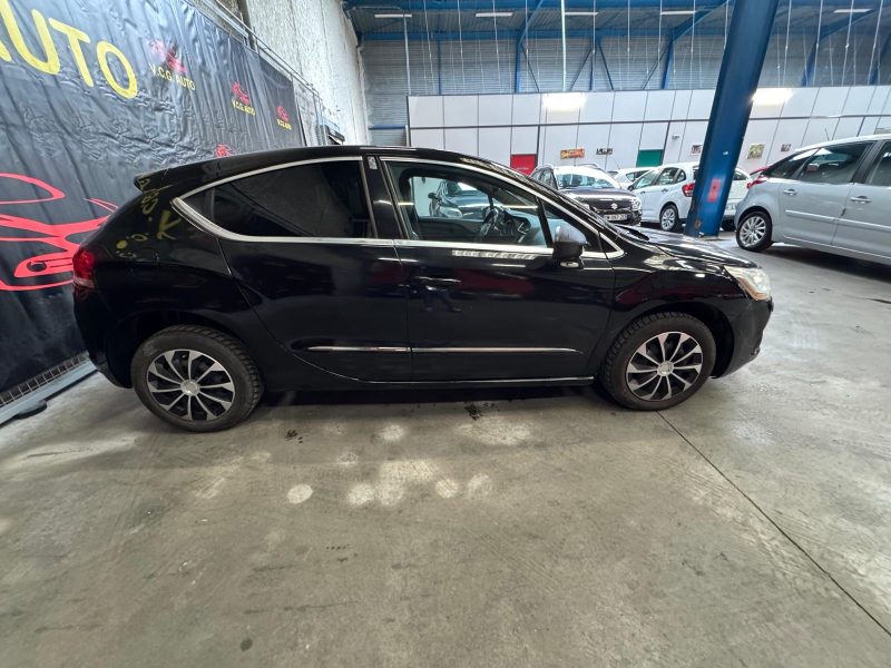 CITROEN DS4 1.6 HDi 112 Sport Chic 