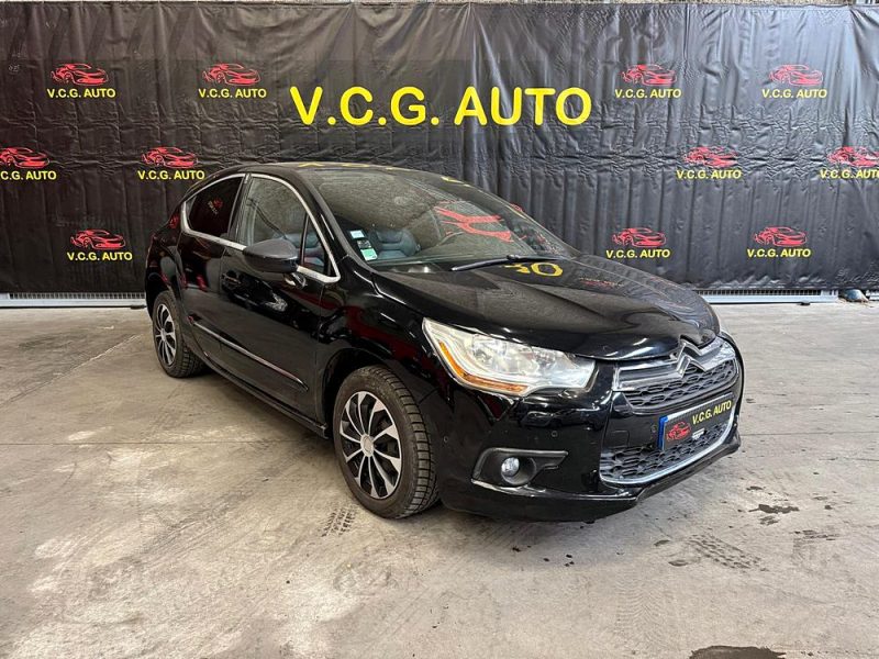 CITROEN DS4 1.6 HDi 112 Sport Chic 
