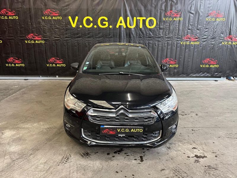 CITROEN DS4 1.6 HDi 112 Sport Chic 