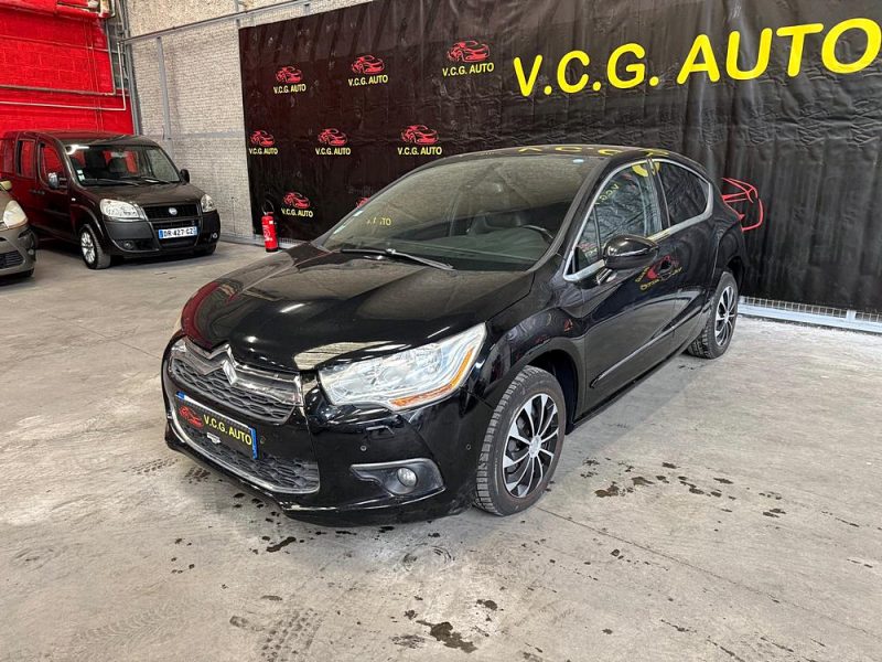 CITROEN DS4 1.6 HDi 112 Sport Chic 