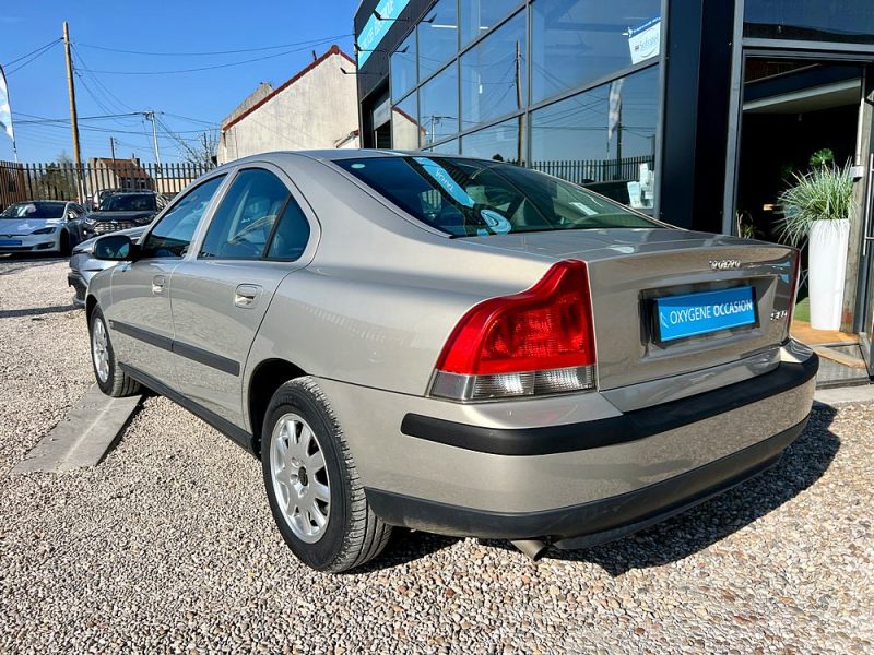 VOLVO S60 2003
