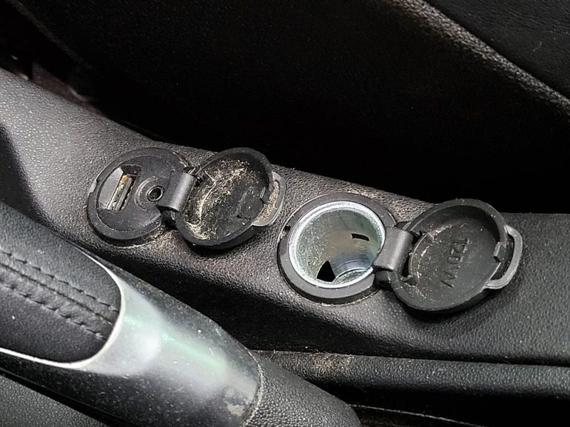 CITROEN DS3 CABRIOLET 1.6 BlueHDi 100cv So Chic BVM5