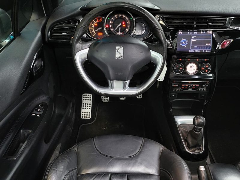 CITROEN DS3 CABRIOLET 1.6 BlueHDi 100cv So Chic BVM5