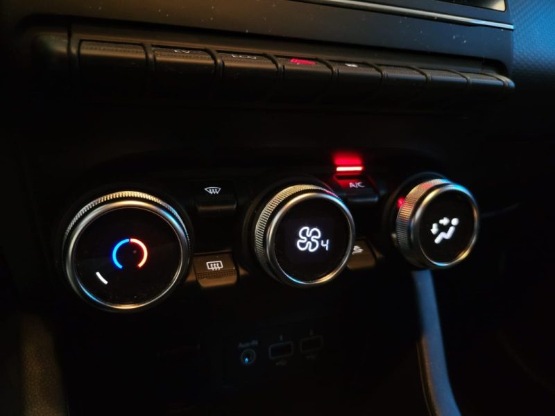 RENAULT CLIO V ETECH 140cv BUSINESS / SUIVI RENAULT / CARPLAY / VIRTUAL COCKPIT / RADAR DE RECUL