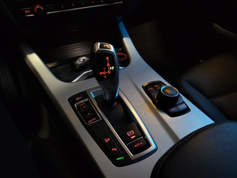 BMW X3 20d XDRIVE 190cv BVA7 BUSINESS / SUIVI OK / KEYLESS / SIEGE EN CUIR CHAUFFANTS