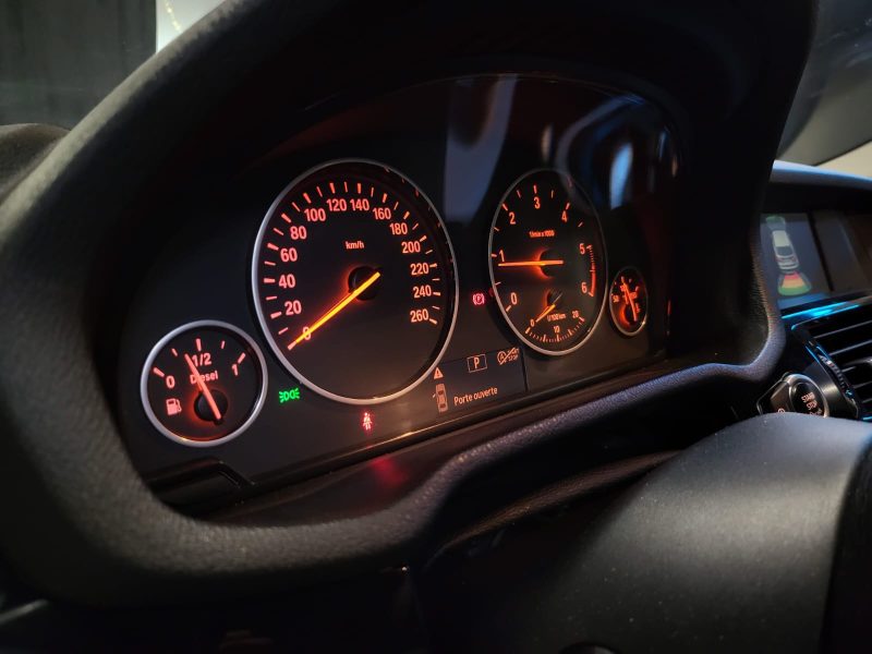 BMW X3 20d XDRIVE 190cv BVA7 BUSINESS / SUIVI OK / KEYLESS / SIEGE EN CUIR CHAUFFANTS