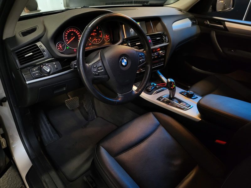 BMW X3 20d XDRIVE 190cv BVA7 BUSINESS / SUIVI OK / KEYLESS / SIEGE EN CUIR CHAUFFANTS