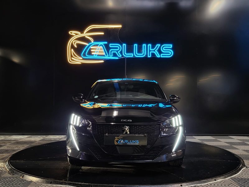 PEUGEOT 208 E-208 GT LINE 136cv / VIRTUAL COCKPIT / CAMERA / CARPLAY / KEYLESS