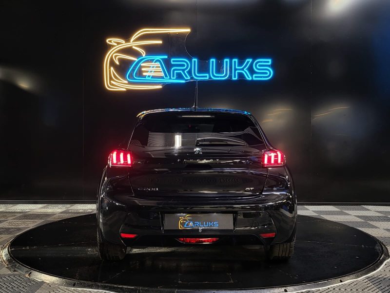 PEUGEOT 208 E-208 GT LINE 136cv / VIRTUAL COCKPIT / CAMERA / CARPLAY / KEYLESS