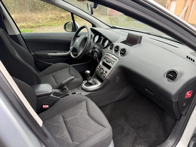 PEUGEOT 308 I (4A_, 4C_) 1.6 16V (120Ch) - 144000 KM