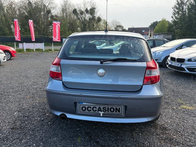 BMW 1er 116i  2006 - 63866 KM