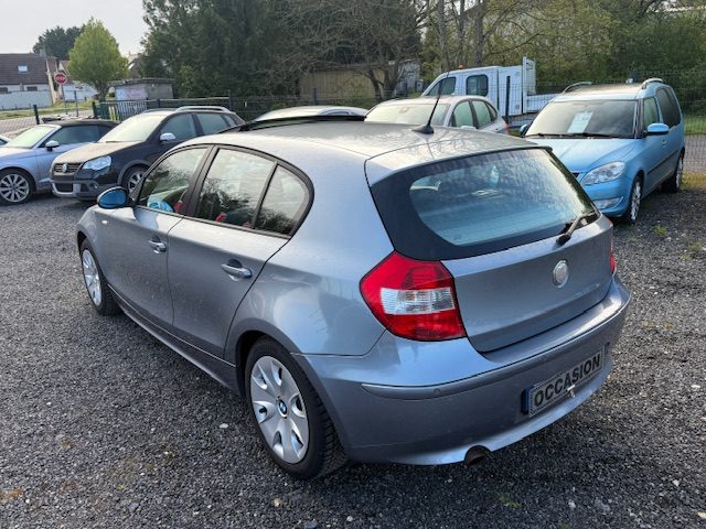 BMW 1er 116i  2006 - 63866 KM