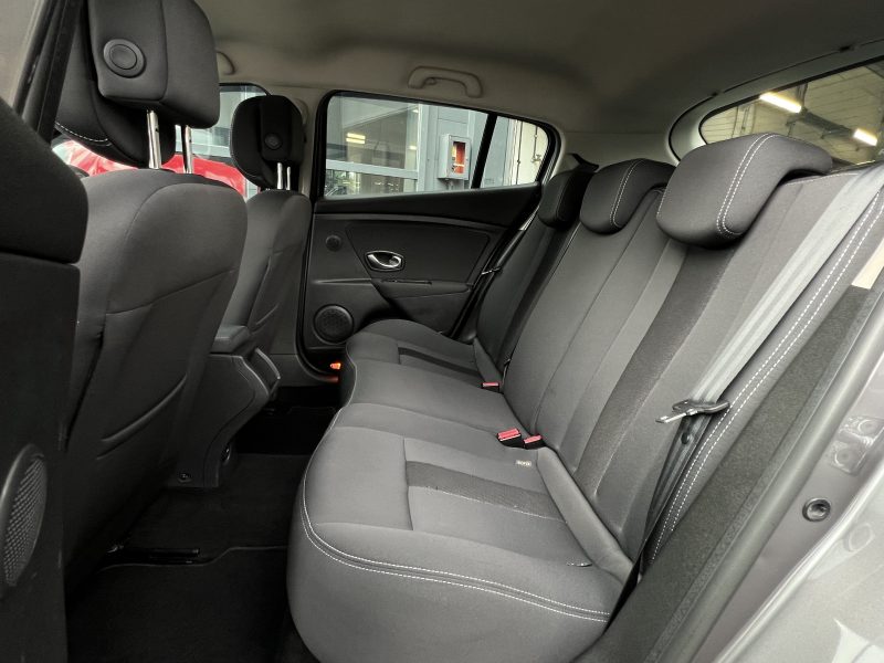 RENAULT MEGANE 3 III 1.5 DCI 110 Cv 1ERE MAIN / 55 300 Kms - GARANTIE 1 AN