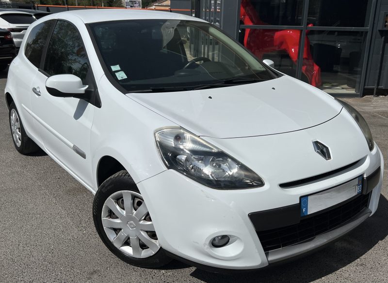 RENAULT CLIO 3 III PHASE 2 1.5 DCI 70 Cv CLIMATISATION BLUETOOTH ORIGINE FRANCE - GARANTIE 1 AN