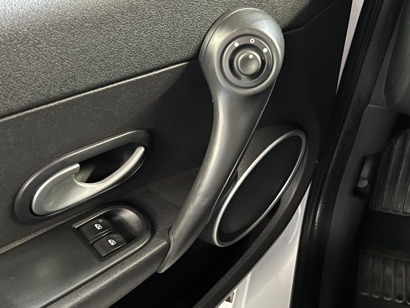 RENAULT CLIO 3 III PHASE 2 1.5 DCI 70 Cv CLIMATISATION BLUETOOTH ORIGINE FRANCE - GARANTIE 1 AN