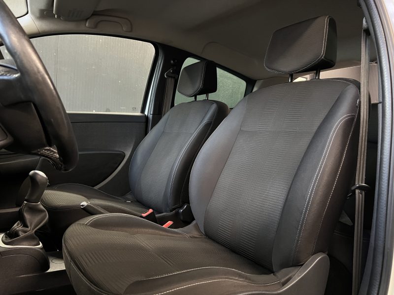 RENAULT CLIO 3 III PHASE 2 1.5 DCI 70 Cv CLIMATISATION BLUETOOTH ORIGINE FRANCE - GARANTIE 1 AN