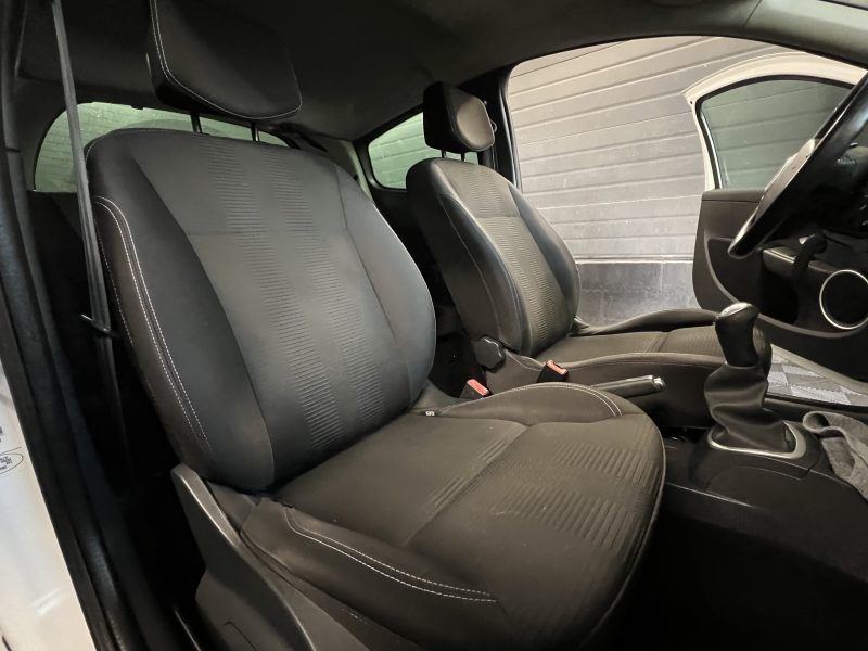 RENAULT CLIO 3 III PHASE 2 1.5 DCI 70 Cv CLIMATISATION BLUETOOTH ORIGINE FRANCE - GARANTIE 1 AN