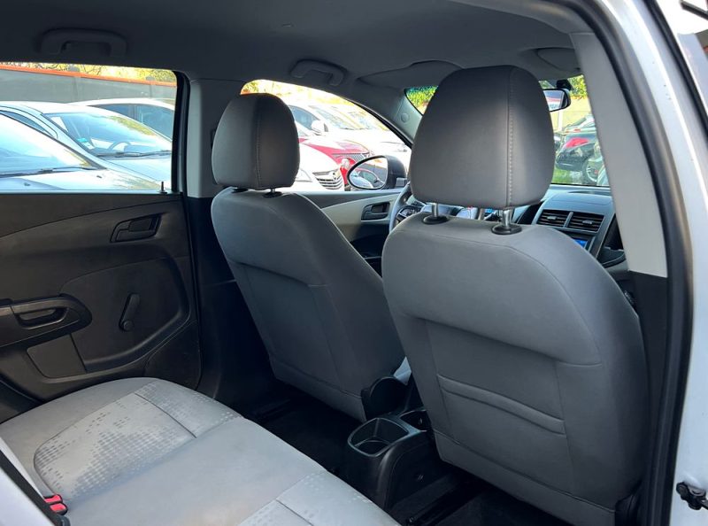 CHEVROLET AVEO II 1.2 70 Cv PREMIERE MAIN CLIMATISATION REGULATEUR CRIT AIR 1 5 Pts - GARANTIE 1 AN