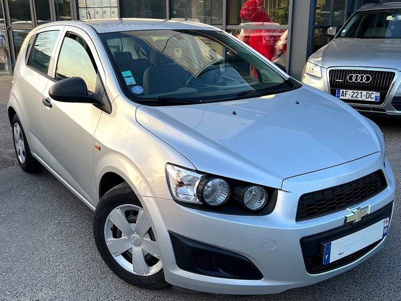 CHEVROLET AVEO II 1.2 70 Cv PREMIERE MAIN CLIMATISATION REGULATEUR CRIT AIR 1 5 Pts - GARANTIE 1 AN