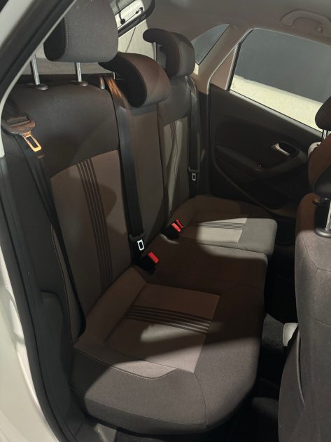 VOLKSWAGEN POLO 1.4 TDI 90ch Allstar BlueMotion CARPLAY