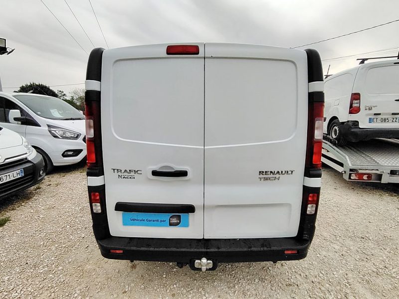 RENAULT TRAFIC L2H1 1.6DCI 120 CV CABINE APPROFONDIE 6places 2016