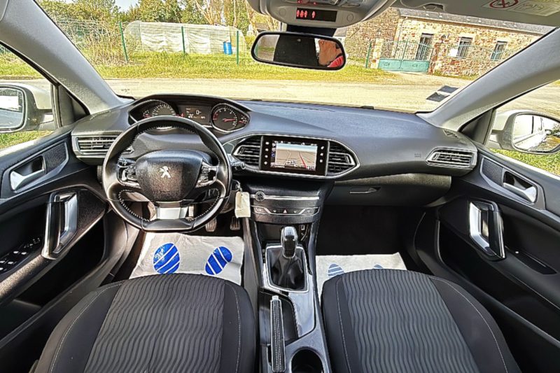 PEUGEOT 308 1.6 HDI 100 active business Bvm5