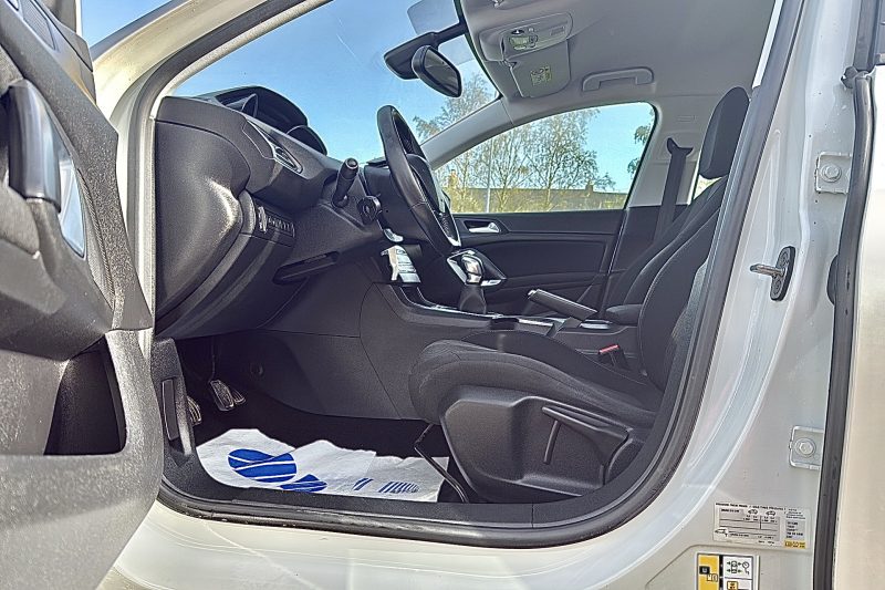 PEUGEOT 308 1.6 HDI 100 active business Bvm5