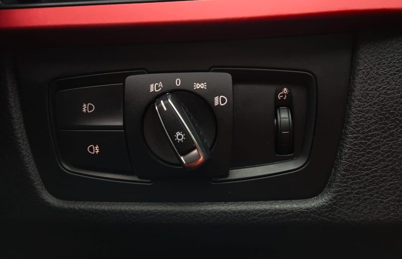 BMW SERIE 3 (F31) TOURING 320I 184 SPORT X-Drive*CUIR*GPS*XENON*