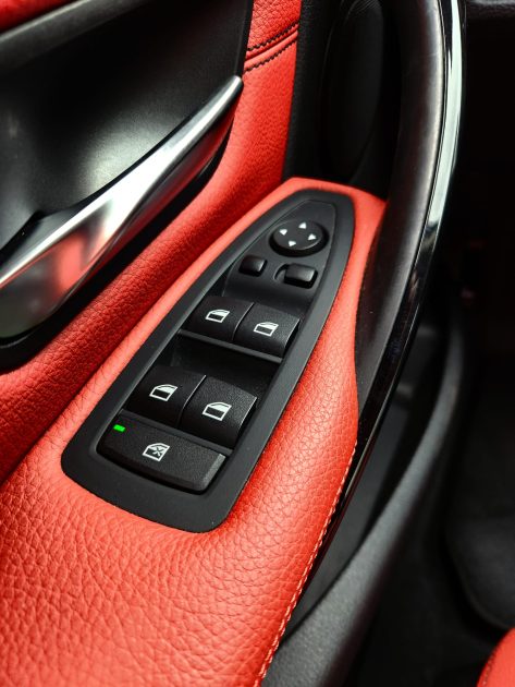 BMW SERIE 3 (F31) TOURING 320I 184 SPORT X-Drive*CUIR*GPS*XENON*