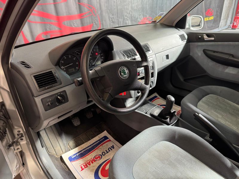 SKODA FABIA 1.4i 75 Confort 