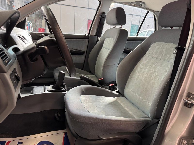 SKODA FABIA 1.4i 75 Confort 