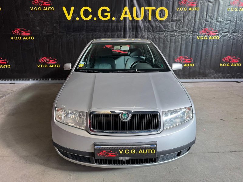 SKODA FABIA 1.4i 75 Confort 