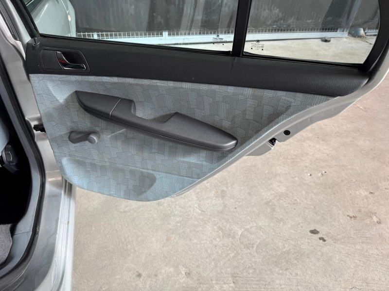 SKODA FABIA 1.4i 75 Confort 