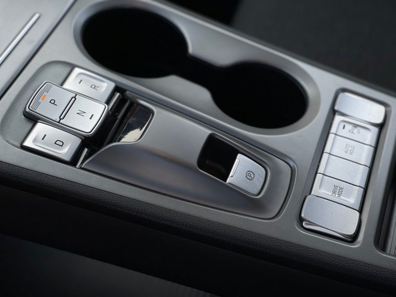 HYUNDAI KONA Phase 2 EV 204 64 kWh 2WD 204 ch INTUITIVE GARANTIE 01/2027