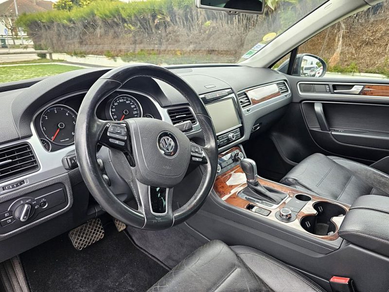 VOLKSWAGEN TOUAREG 2010