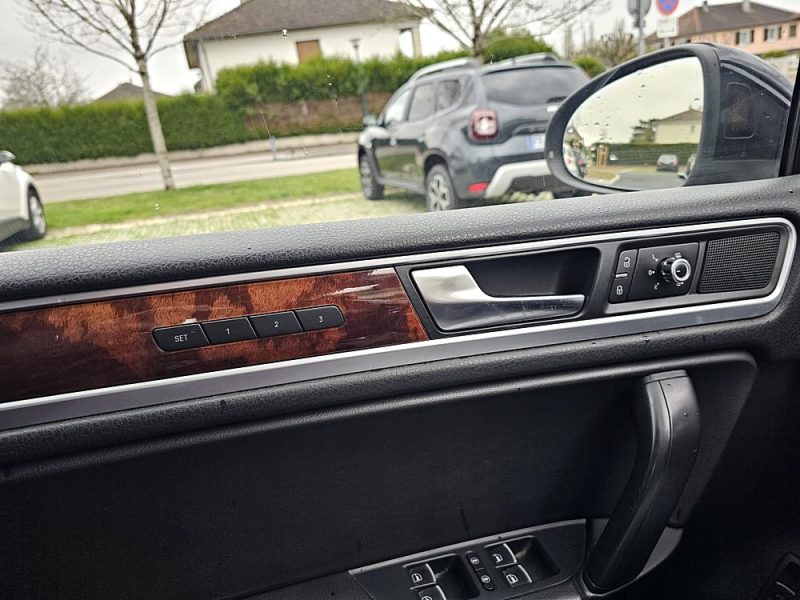 VOLKSWAGEN TOUAREG 2010