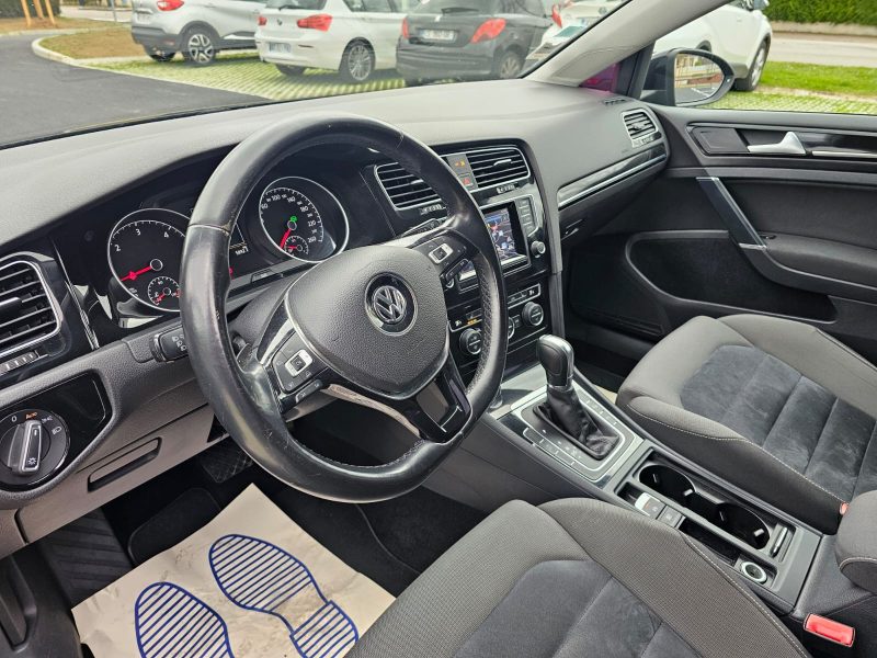 VOLKSWAGEN GOLF 2013