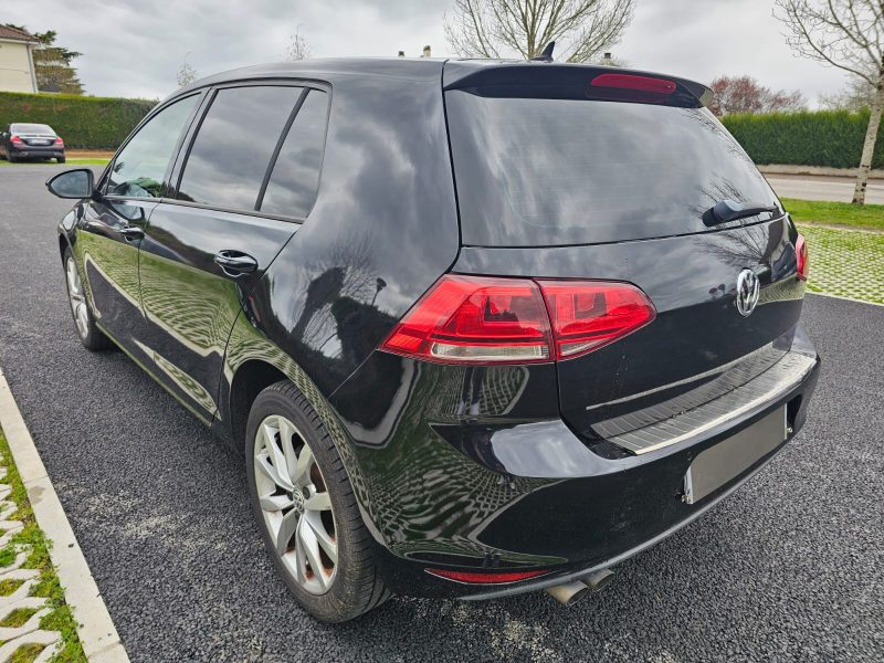 VOLKSWAGEN GOLF 2013