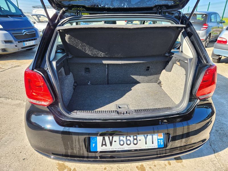 VOLKSWAGEN POLO 2010